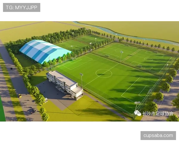 交换场地规则是如何规定的？球员和裁判需注意哪些细节？