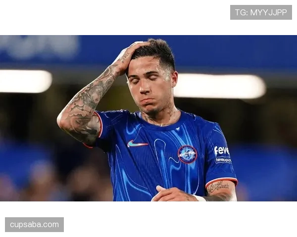 恩佐防守能力遭质疑：中场拦截效率与位置感是否存在硬伤