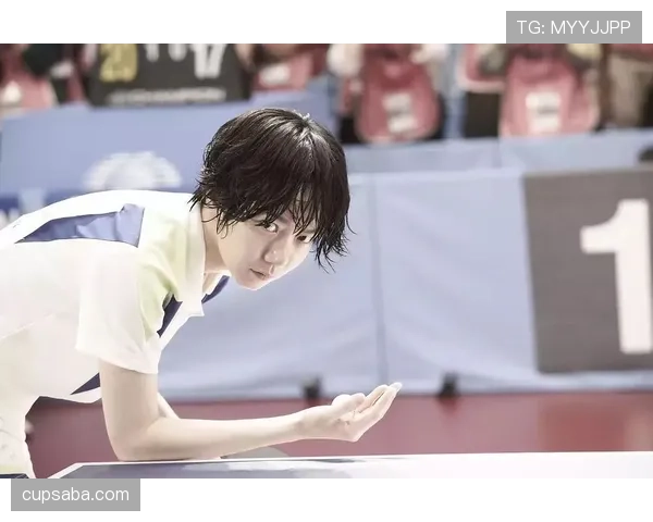 张帅训练完直接啃鸡腿？这自律和放纵切换也太真实了