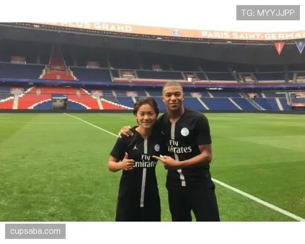 哈兰德与梅西同龄阶段进球效率差异及其成因分析